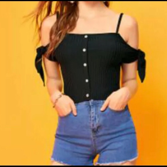 BRAND NEW OFF THE SHOULDER TIE SLEEVES TOP - Picture 3 of 4